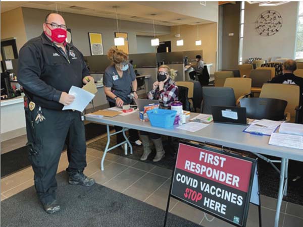 Nathan Littauer Hospital vaccinated staff, others | News, Sports, Jobs - Vimarsana News